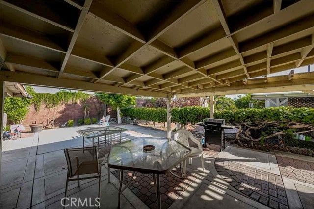 9279 Indiana Avenue, Riverside, CA 92503