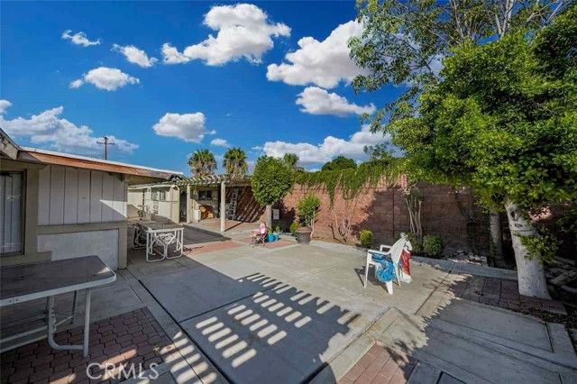 9279 Indiana Avenue, Riverside, CA 92503