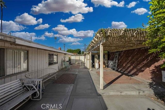 9279 Indiana Avenue, Riverside, CA 92503