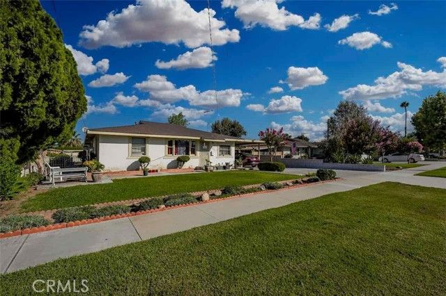 9279 Indiana Avenue, Riverside, CA 92503