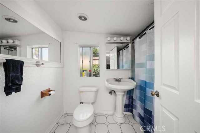 9279 Indiana Avenue, Riverside, CA 92503