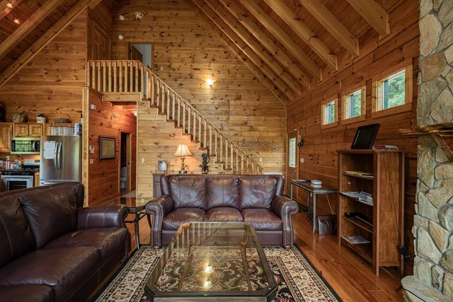 71 S Hidden Valley Drive, Ellijay, GA 30536