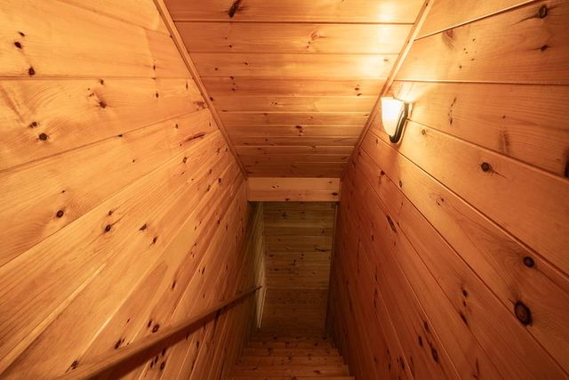 71 S Hidden Valley Drive, Ellijay, GA 30536