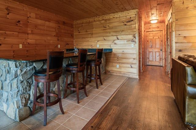 71 S Hidden Valley Drive, Ellijay, GA 30536