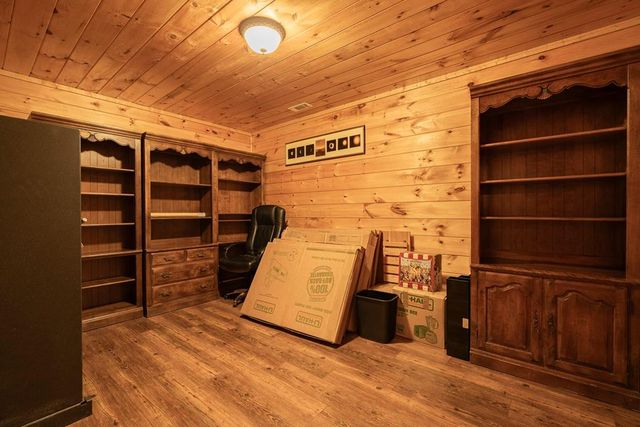 71 S Hidden Valley Drive, Ellijay, GA 30536