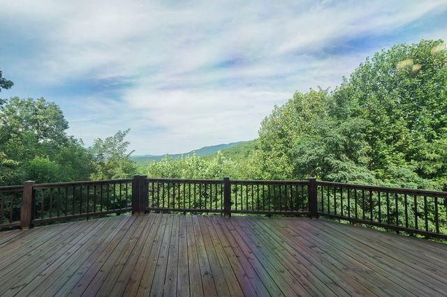 71 S Hidden Valley Drive, Ellijay, GA 30536