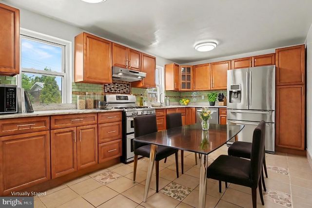 653 FRANKLIN ST, Lansdale, PA 19446