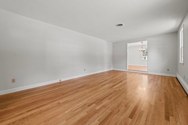 7 Eastway, Reading, MA 01867