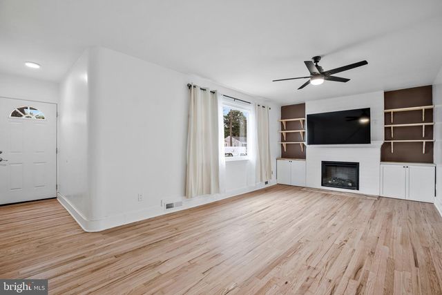 4 HAMPTON RD, Linthicum Heights, MD 21090