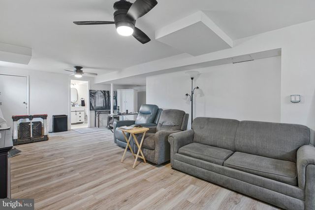 4 HAMPTON RD, Linthicum Heights, MD 21090