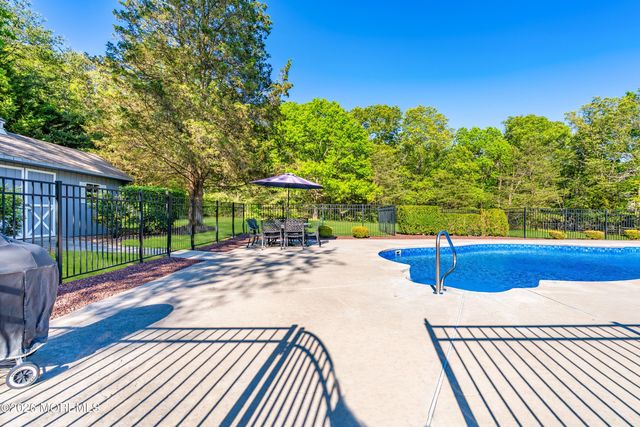261 Hawkin Road, Jackson, NJ 08527