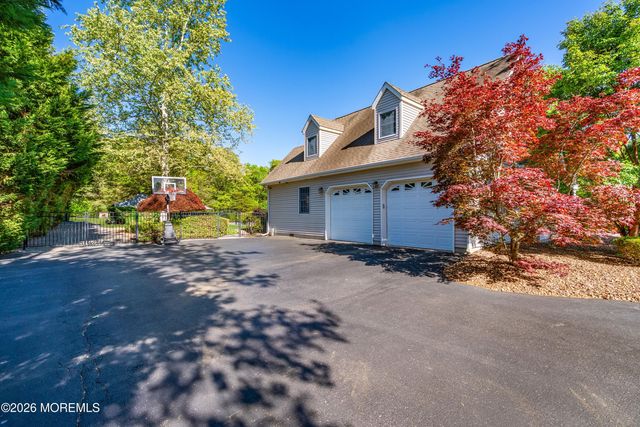 261 Hawkin Road, Jackson, NJ 08527