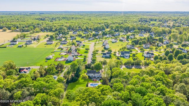 261 Hawkin Road, Jackson, NJ 08527