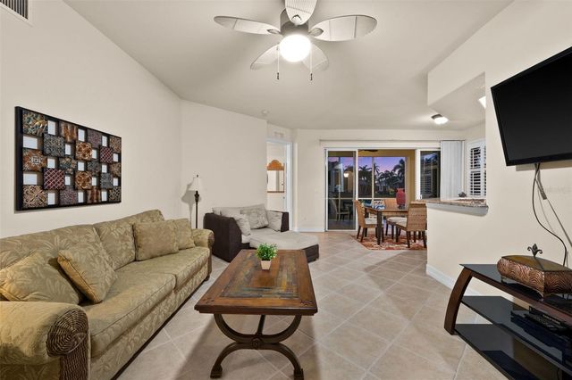 5626 CAPE HARBOUR DRIVE 102, Cape Coral, FL 33914