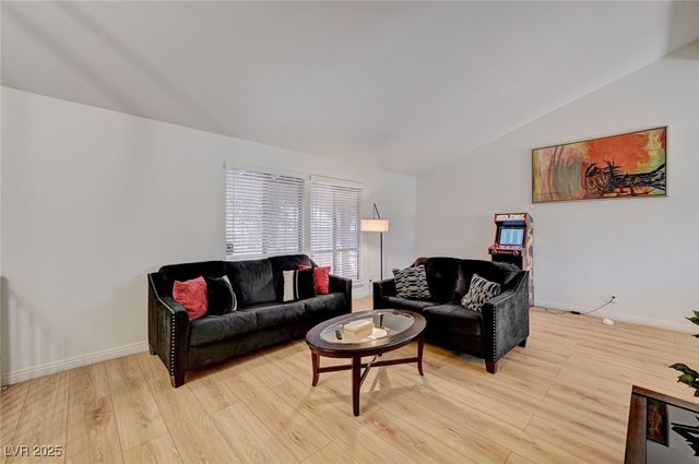 3736 Lindell Road, Las Vegas, NV 89103