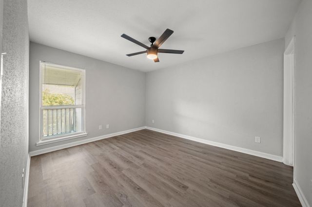 13151 Walden Road 188, Montgomery, TX 77356