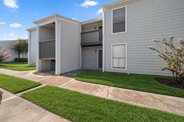 13151 Walden Road 188, Montgomery, TX 77356