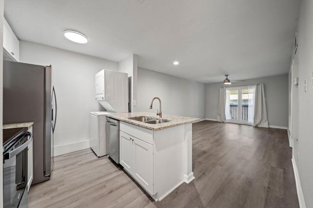13151 Walden Road 188, Montgomery, TX 77356
