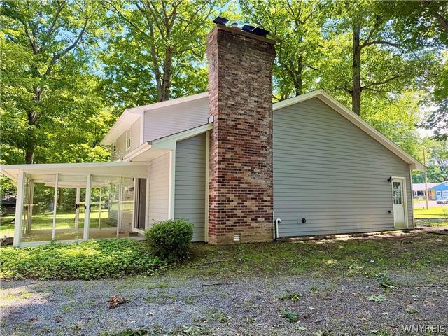 2776 Madonna Drive, Eden, NY 14057