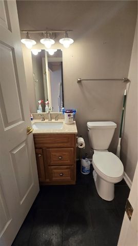 243 Augusta St, Mt Washington, PA 15211