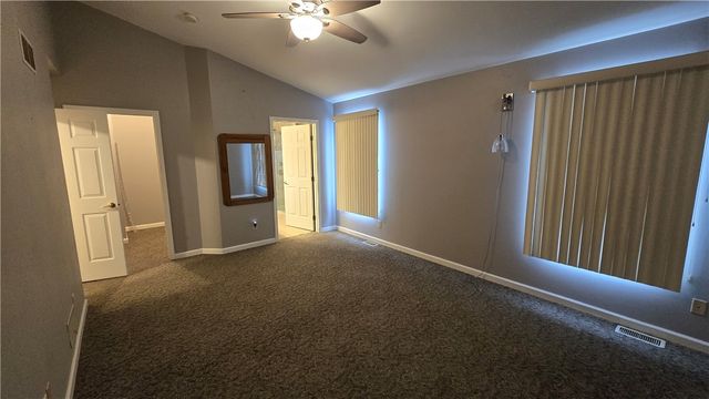 243 Augusta St, Mt Washington, PA 15211