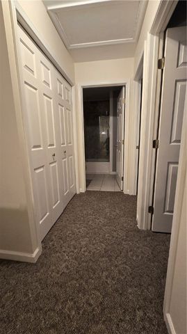 243 Augusta St, Mt Washington, PA 15211