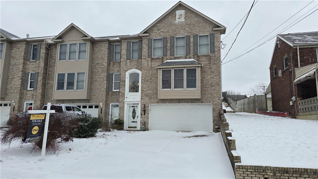 243 Augusta St, Mt Washington, PA 15211