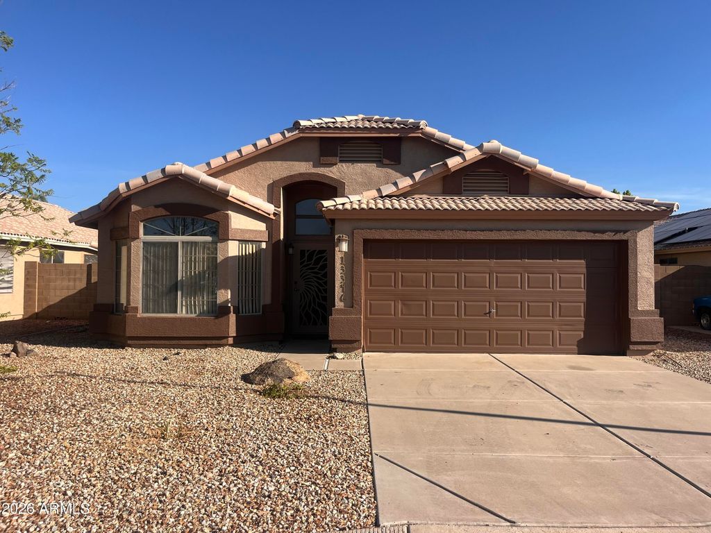 13346 W SAGUARO Lane, Surprise, AZ 85374 — exterior