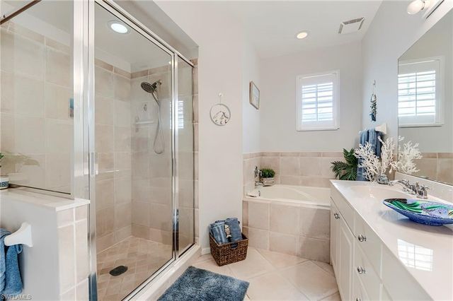 16304 Crown Arbor WAY # 202, Fort Myers, FL 33908