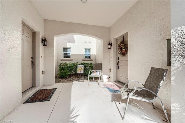 16304 Crown Arbor WAY # 202, Fort Myers, FL 33908