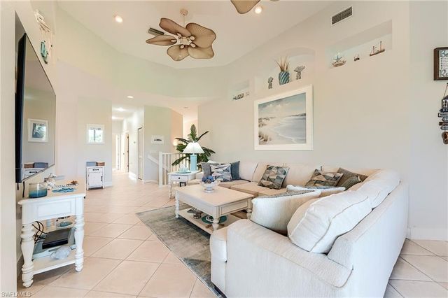 16304 Crown Arbor WAY # 202, Fort Myers, FL 33908