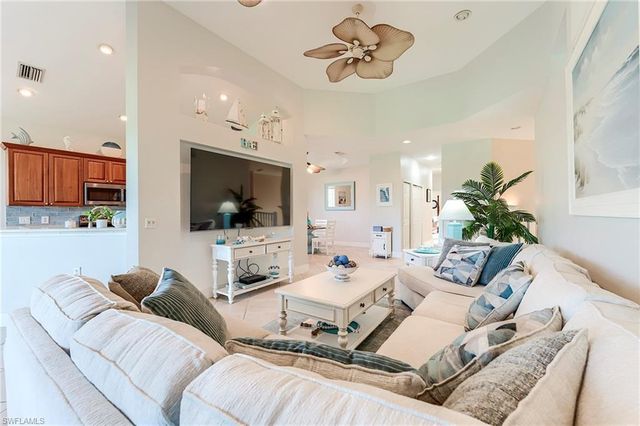16304 Crown Arbor WAY # 202, Fort Myers, FL 33908