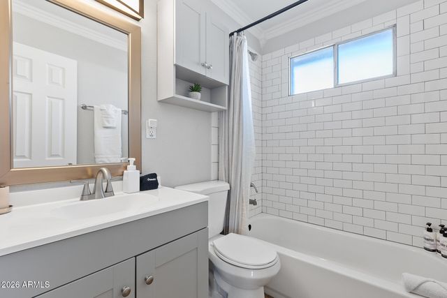 726 W 19TH Street, Tempe, AZ 85281