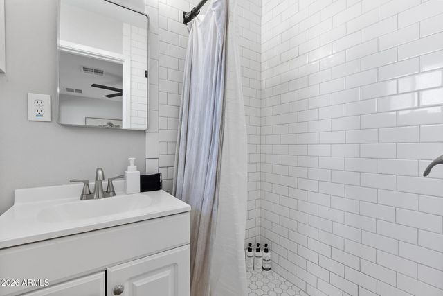 726 W 19TH Street, Tempe, AZ 85281