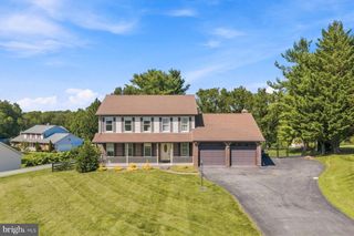 6633 CHRISTY ACRES CIR, Mount Airy, MD 21771