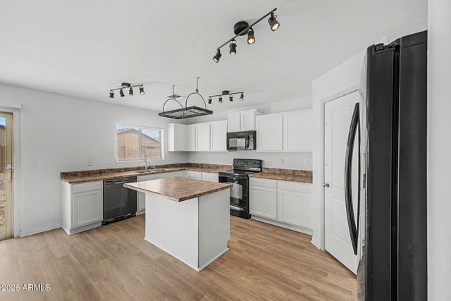 1231 W WILSON Avenue, Coolidge, AZ 85128