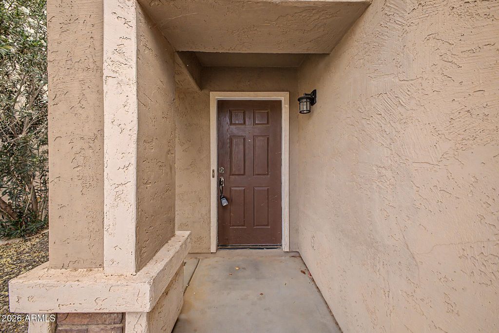 Image 5 of property listing at 1231 W WILSON Avenue, Coolidge, AZ 85128