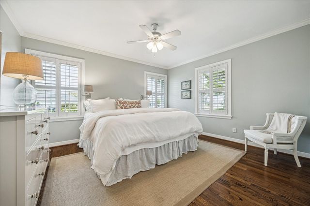 5655 Overbrook Lane, Houston, TX 77056