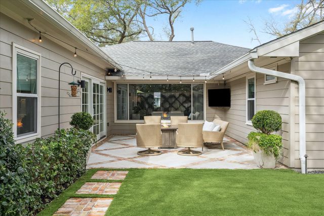 5655 Overbrook Lane, Houston, TX 77056