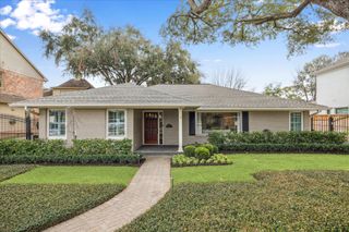 5655 Overbrook Lane, Houston, TX 77056