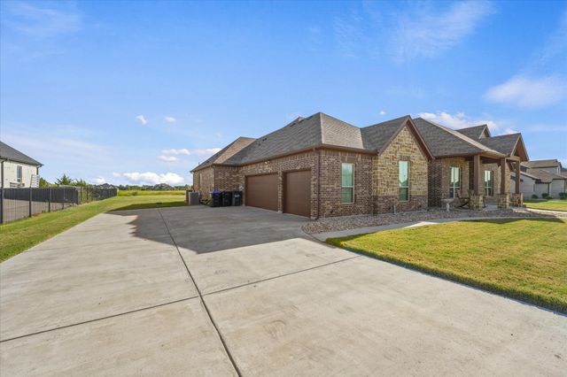 14066 Windrow Drive, Talty, TX 75126