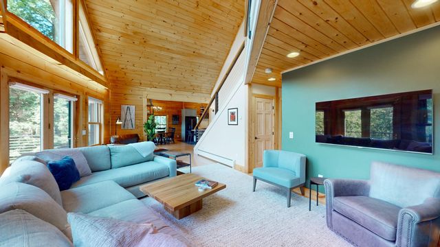 59 Partridge Trail, Leicester, VT 05733