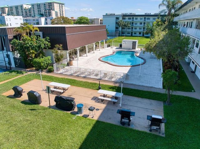 500 NE 2nd St 223, Dania Beach, FL 33004