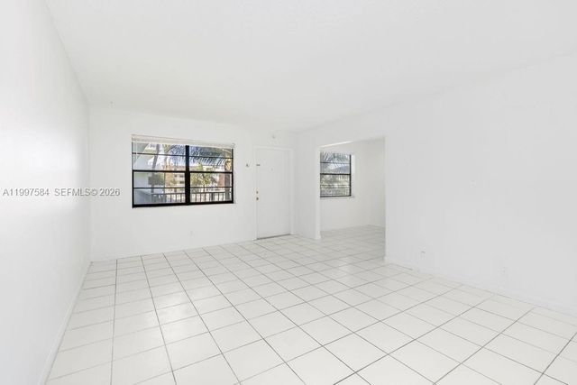 500 NE 2nd St 223, Dania Beach, FL 33004