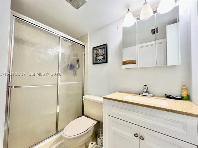7750 NW 79th Ave H5, Tamarac, FL 33321