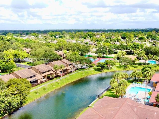 7750 NW 79th Ave H5, Tamarac, FL 33321
