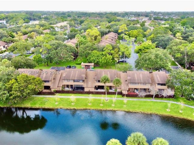 7750 NW 79th Ave H5, Tamarac, FL 33321
