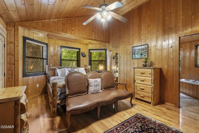 3280 Balsam Slopes Road, Sevierville, TN 37862