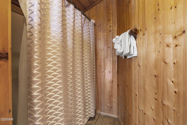 3280 Balsam Slopes Road, Sevierville, TN 37862