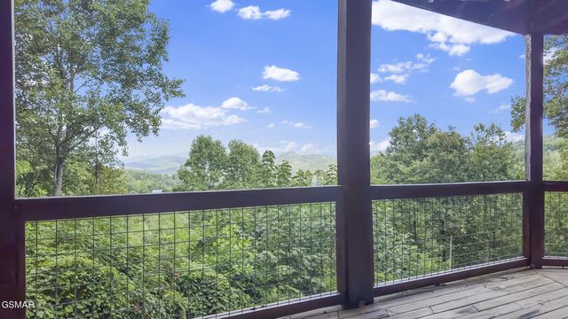 3280 Balsam Slopes Road, Sevierville, TN 37862
